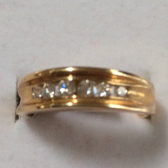 NWT STUNNING 14k GOLD & DIAMOND RING MSRP 1,375 - Picture 1 of 7